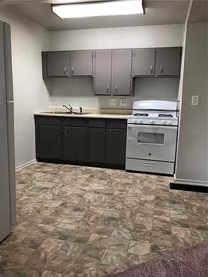 13411 5th St - Photo 2 of 4