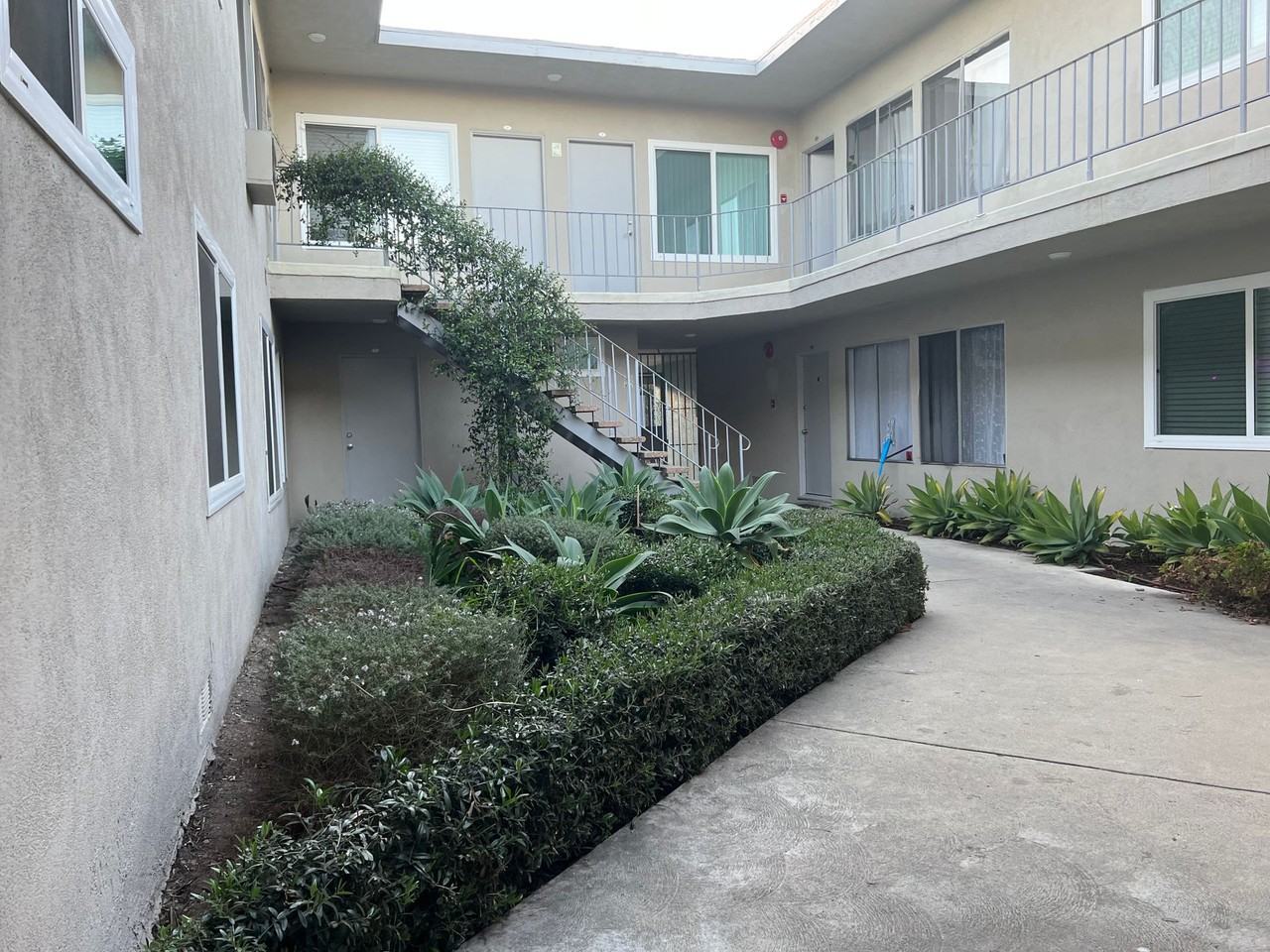 LUXURY LIVING AT AN AFFORDABLE PRICE - Photo 3 of 8