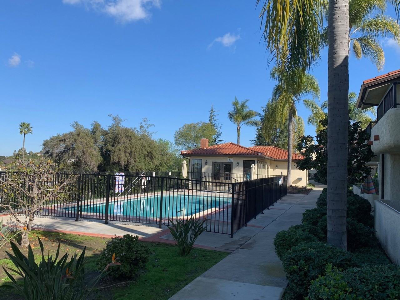 Villa Las Brisas Apartments - Photo 7 of 11