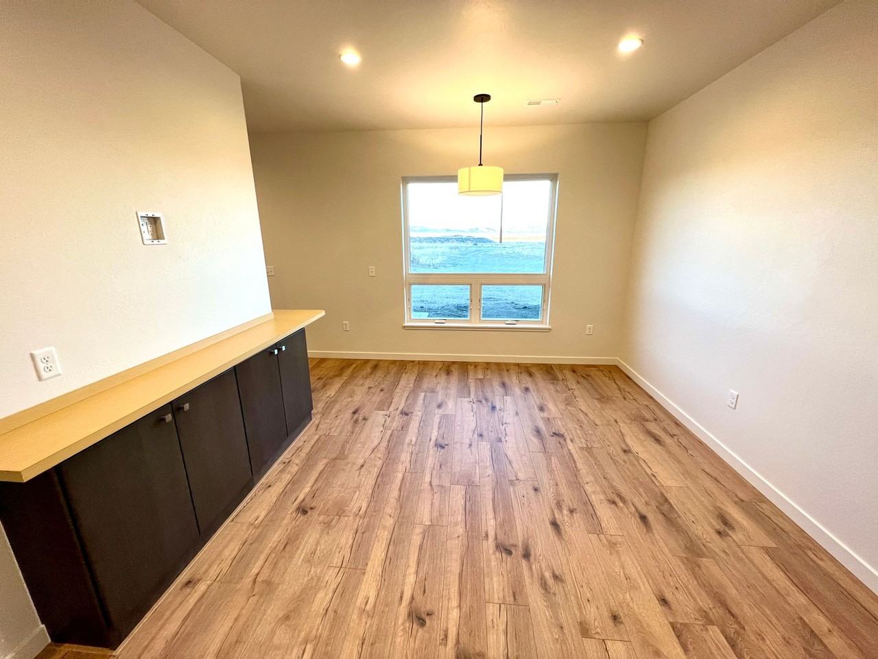 New, Pet Friendly, 2 bed 2 bath Townhouses! - Photo 7 of 17