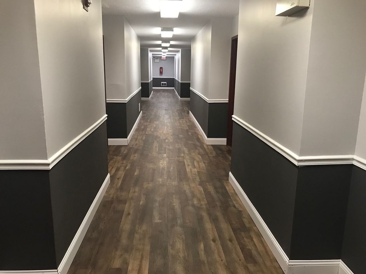 Barclay Square - Photo 3 of 5