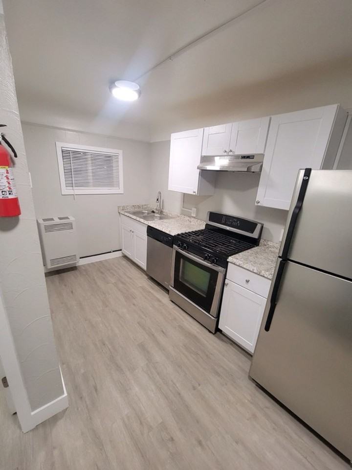 Garden City Flats - Photo 5 of 9