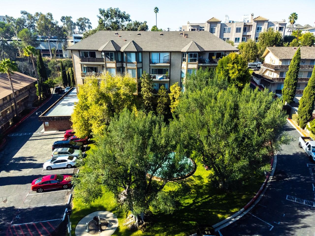 Sleepy Hollow Apartments - Photo 2 of 50