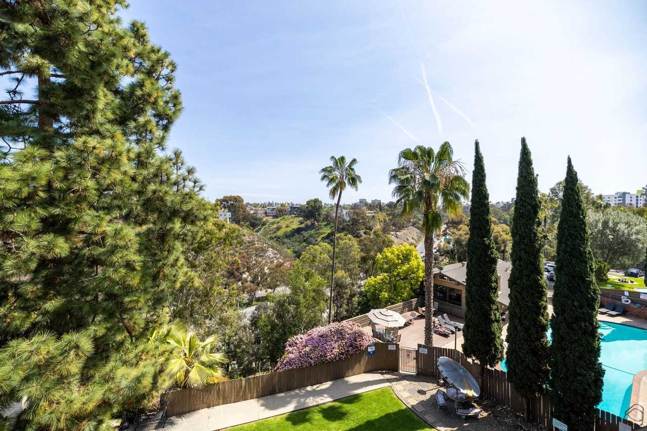 Sleepy Hollow Apartments - Photo 7 of 50