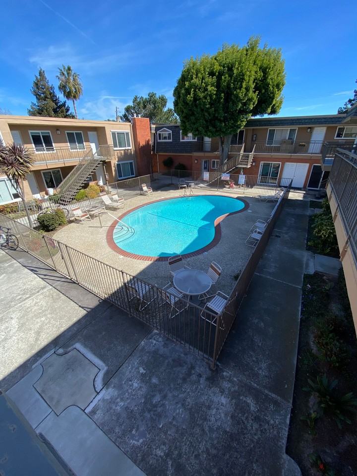 Tiffany Place Apartments - Photo 4 of 18