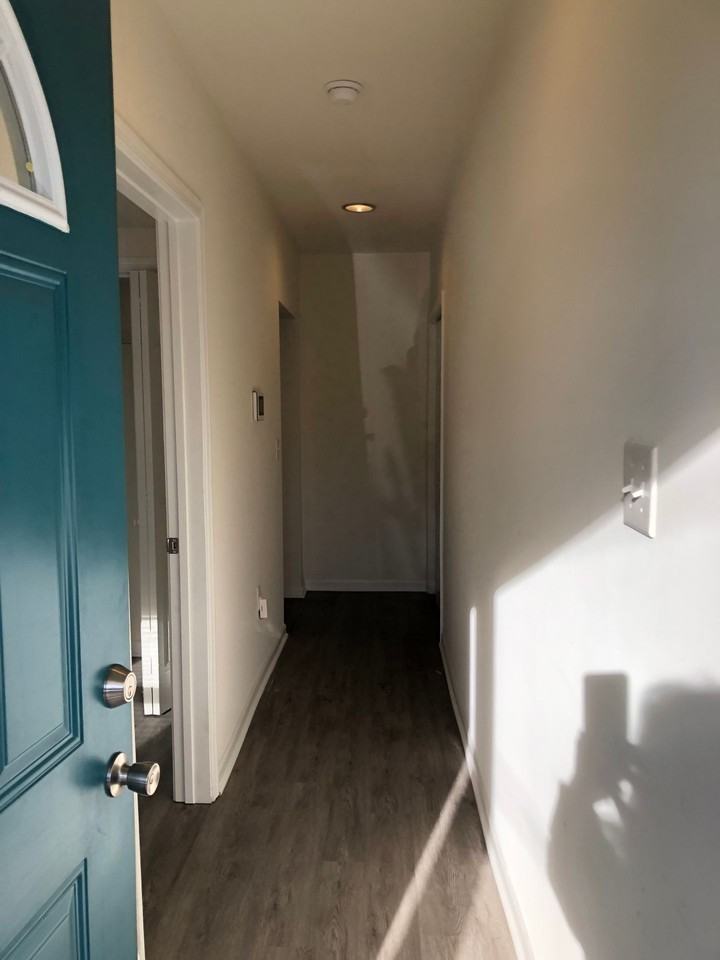 Renovated Duplex - Photo 3 of 19