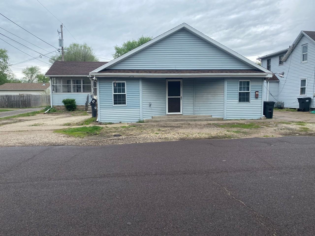 103 S 13th St - Photo 2 of 2