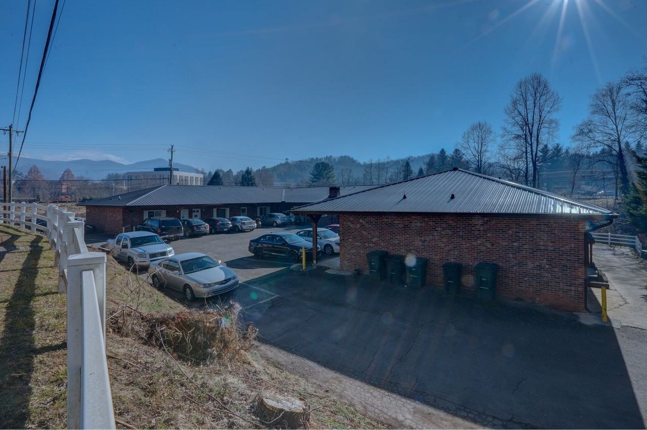 Discover Comfortable and Affordable Living at Campus Apartments West - Photo 7 of 19