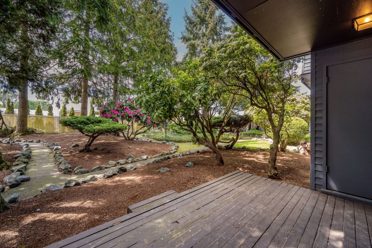 Azure - Photo 6 of 17