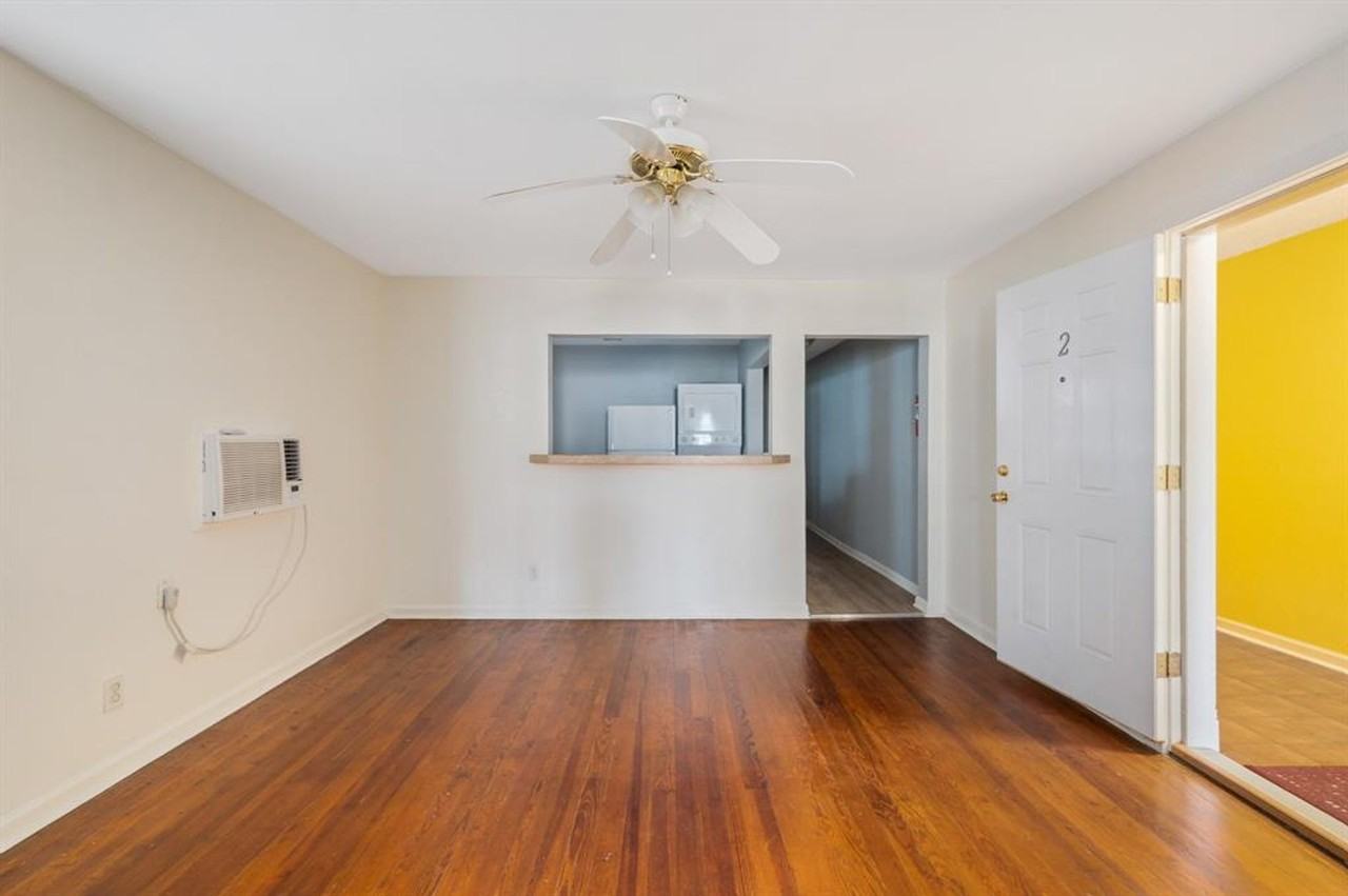 610 BALL STREET - Photo 2 of 38