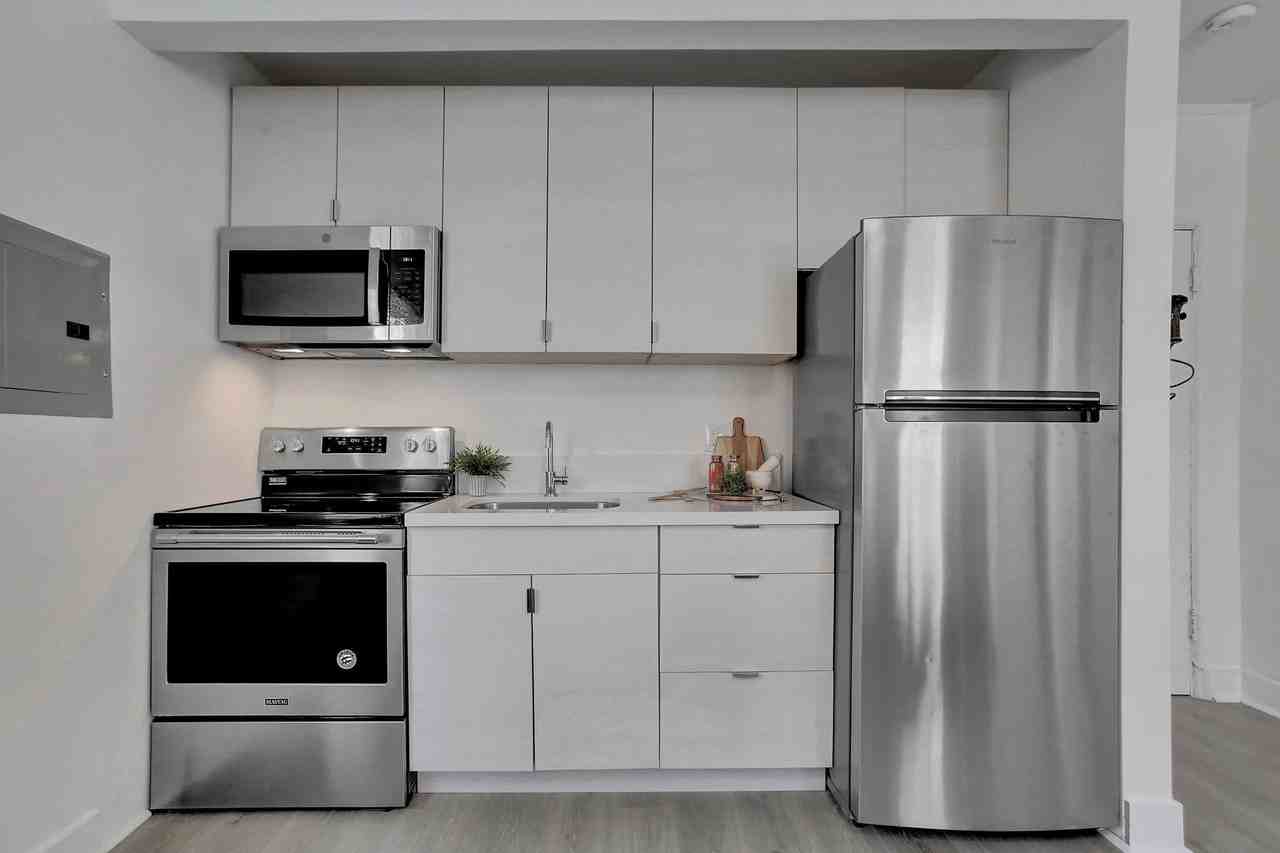 Lynnwood Apartments! - Photo 6 of 26