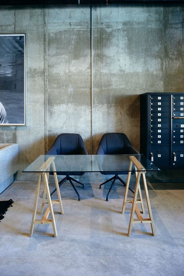 Where Convenience meets Comfort at the Leo - Photo 5 of 8