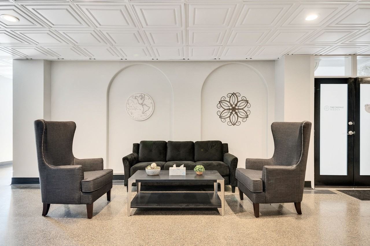 Fort Wood Apartments - Photo 2 of 50