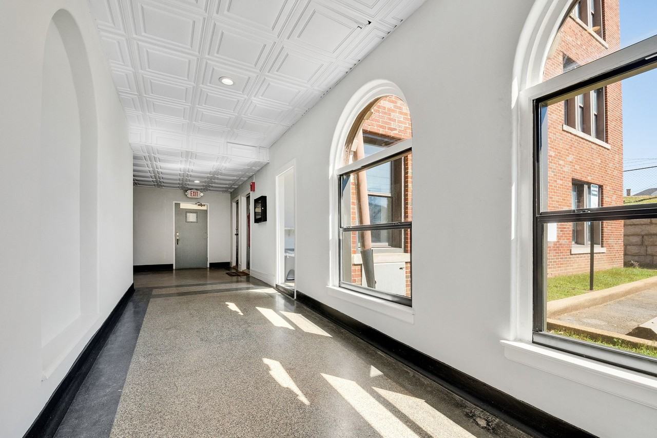 Fort Wood Apartments - Photo 4 of 50