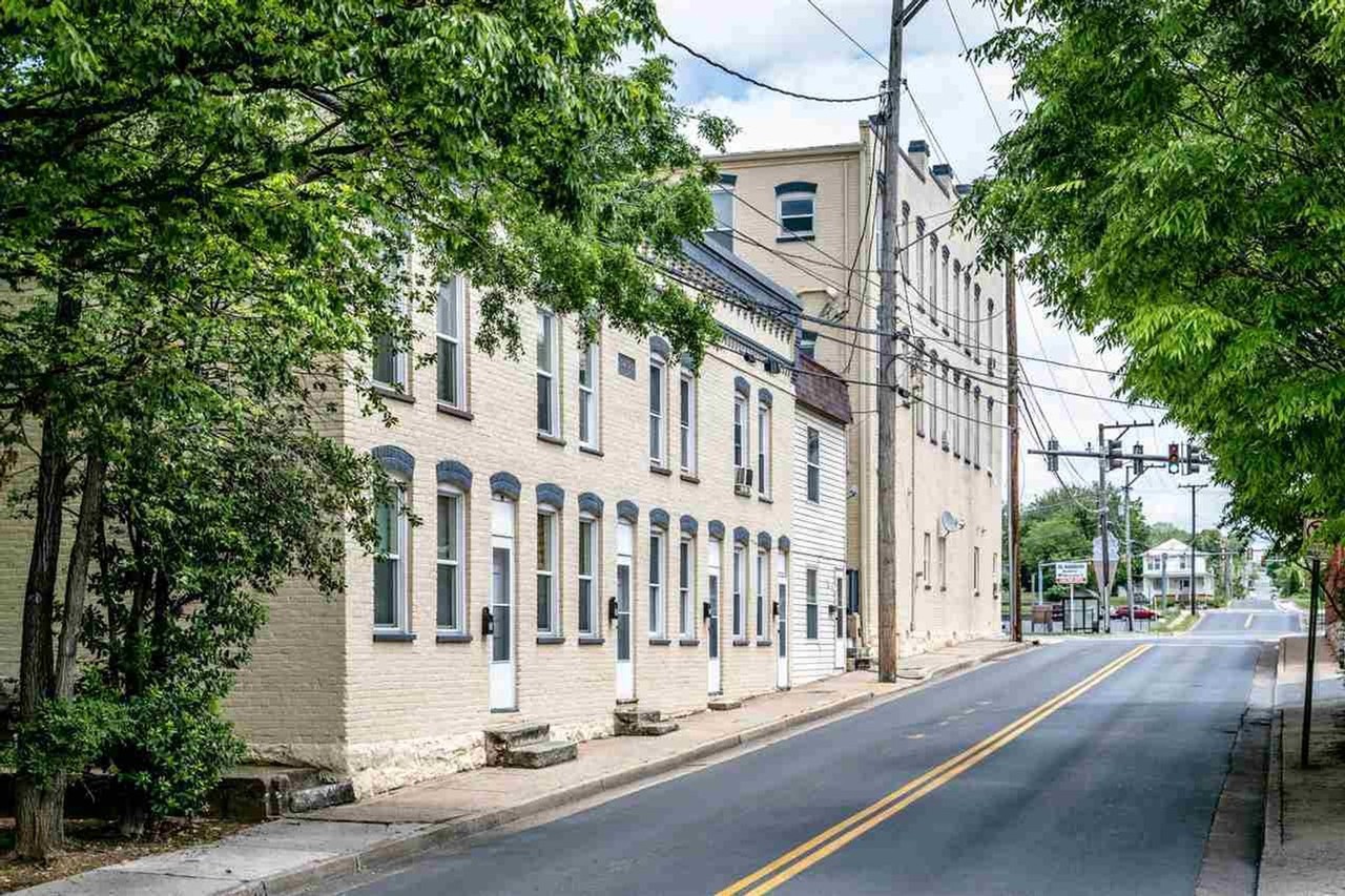 205 N Main - Photo 7 of 28