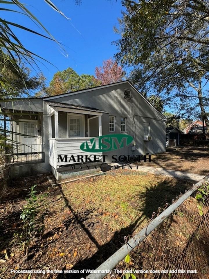 53 E 1134 - Photo 2 of 3