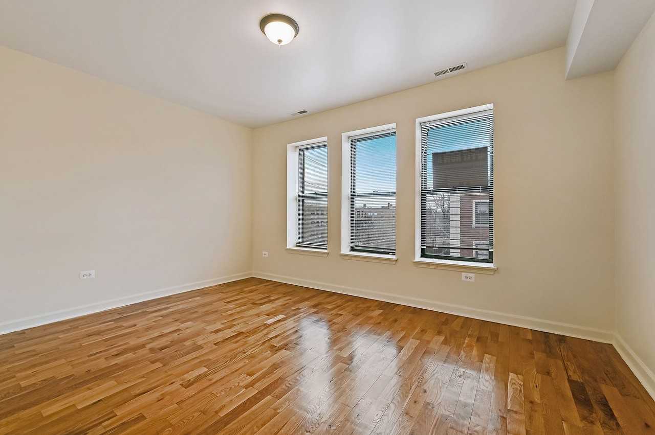 Everything you Need Right Here! - Photo 5 of 12