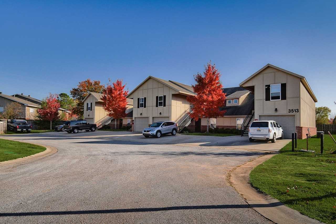 Cedar Circle - Photo 2 of 24