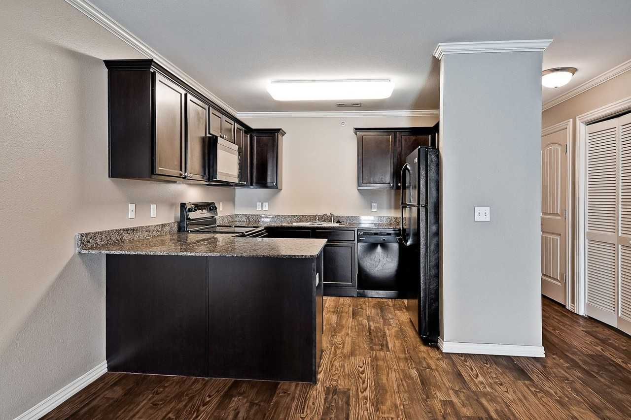 Cedar Circle - Photo 5 of 24
