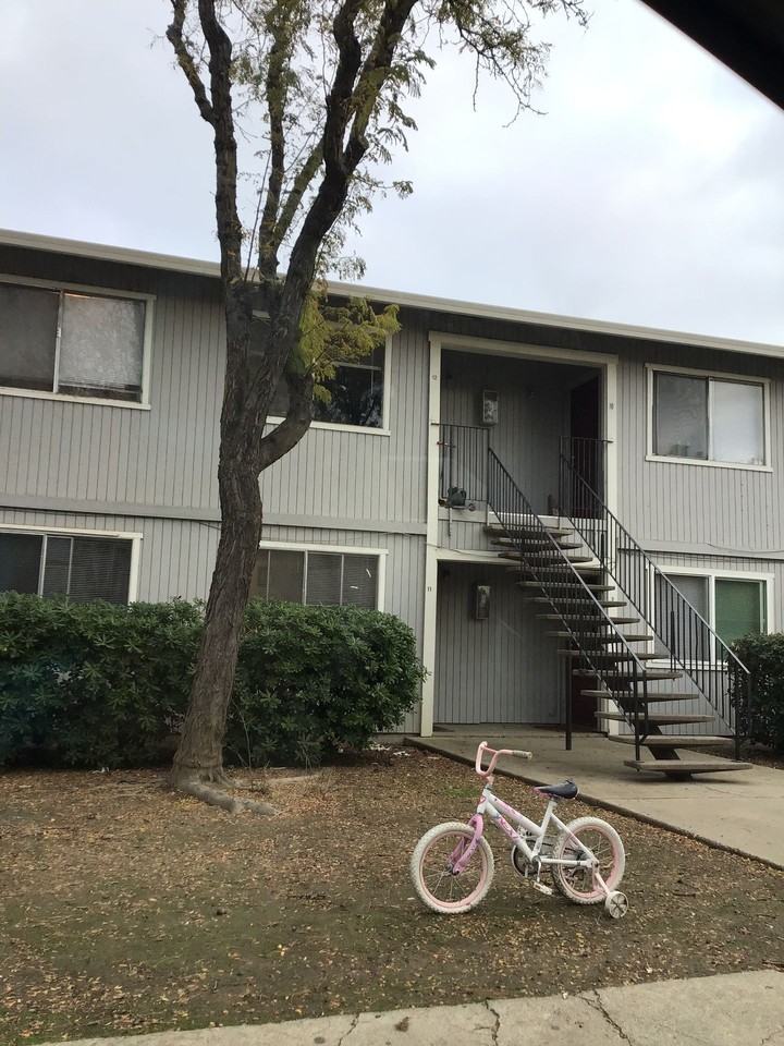 WH146 -  Dhillon MFG III, LLC - Photo 4 of 7