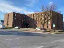 Grant Park Apartments Marshalltown Iowa - Photo 1 of 1