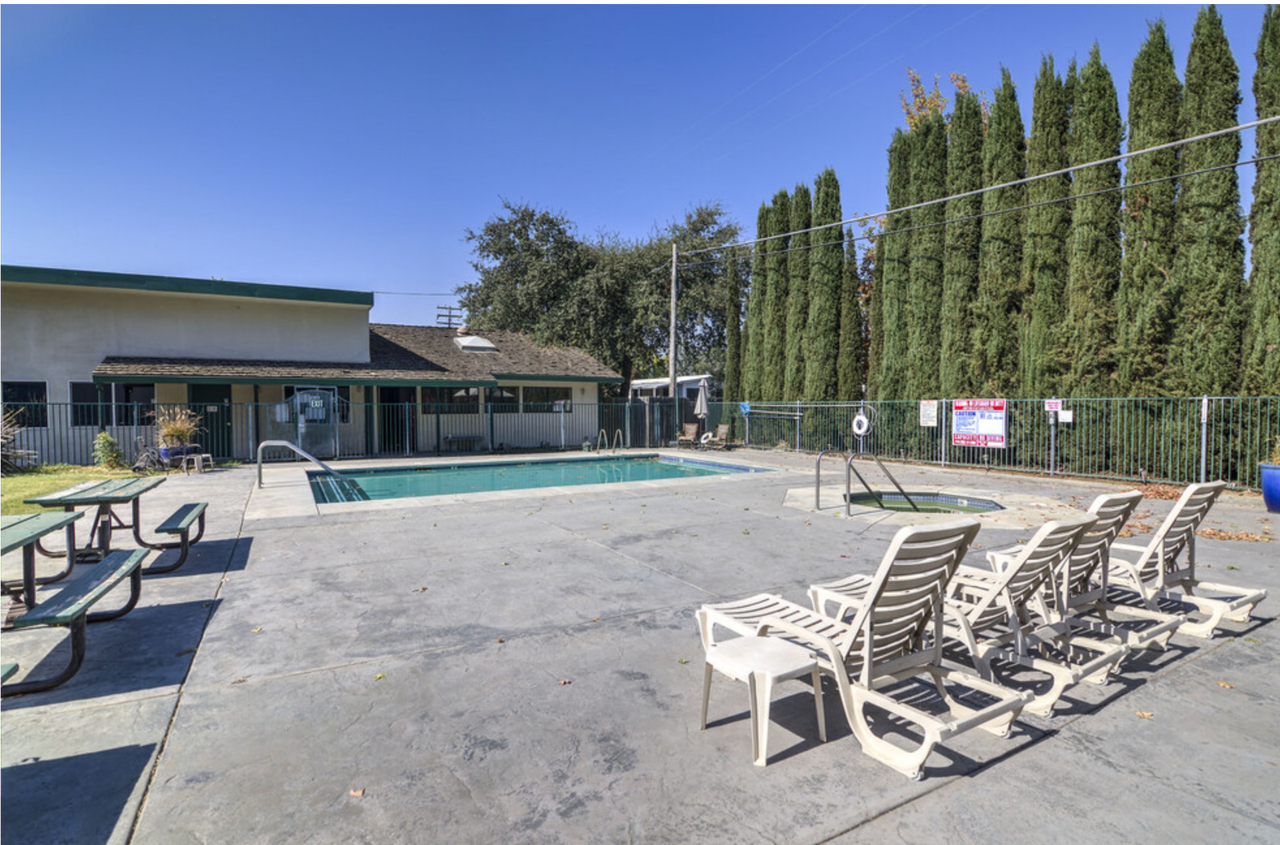 Cypress Greens Apartments - Photo 4 of 15