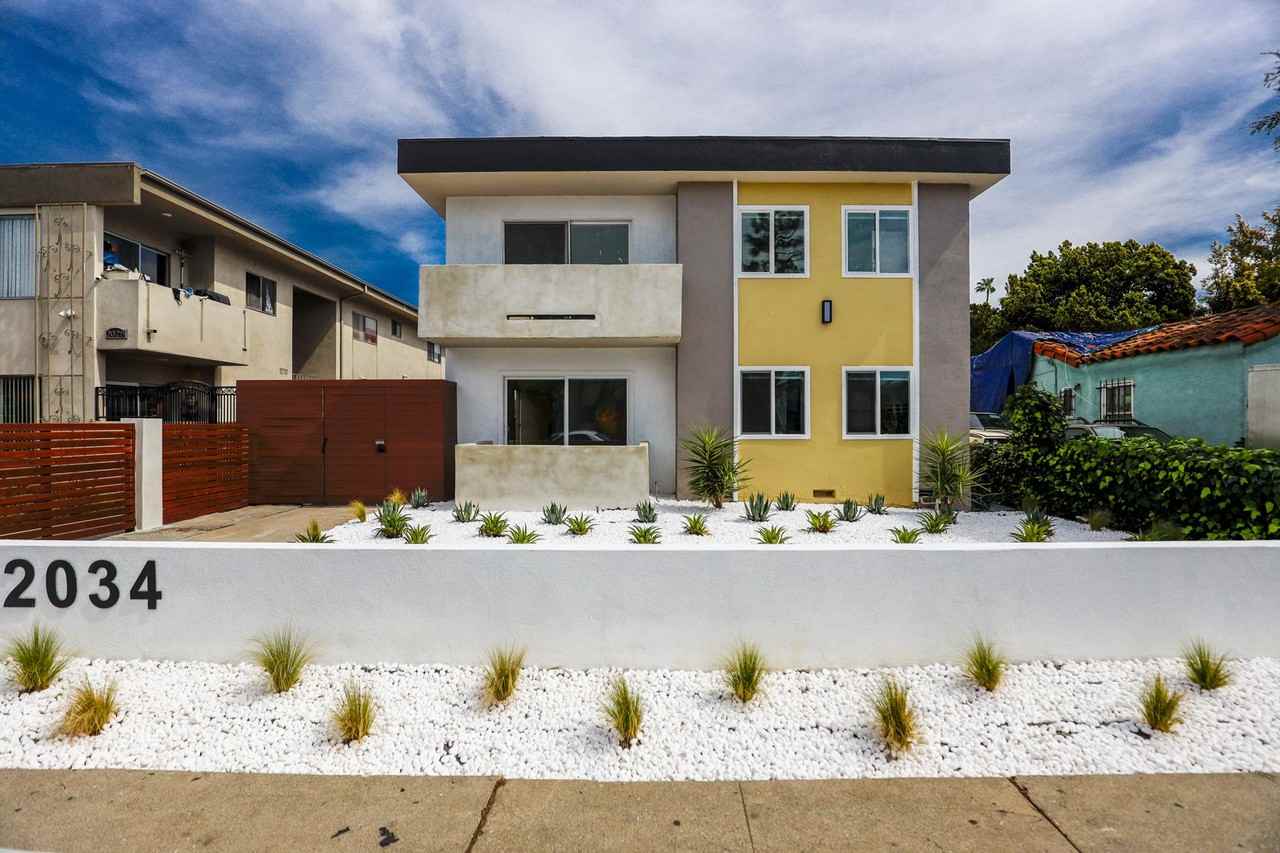 2034 S Garth Avenue Apartments - Photo 2 of 41