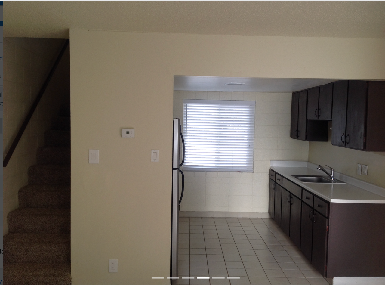 Riviera - Photo 4 of 6