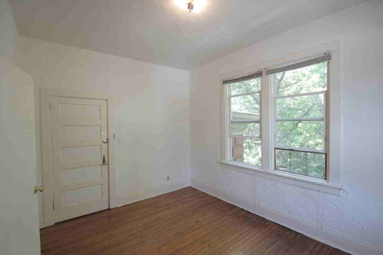 500 Todd Street - Photo 3 of 6