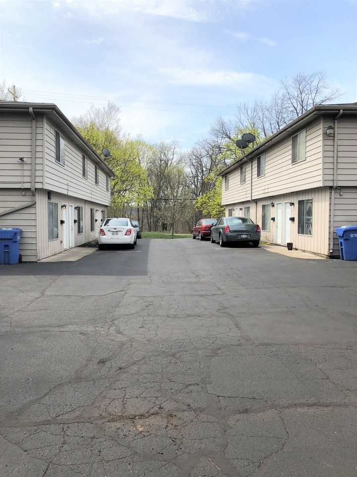 726730 Pioneer 2 BR Apts in the south end of the Vine Neighborhood