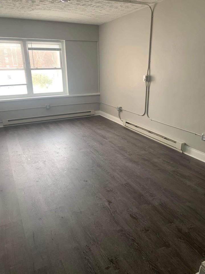 Maple Commons Apartments - Photo 6 of 17