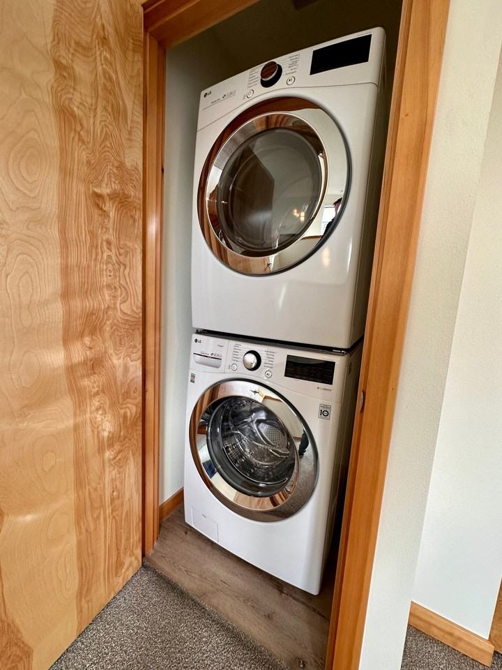 Ballard  58 - Photo 2 of 12