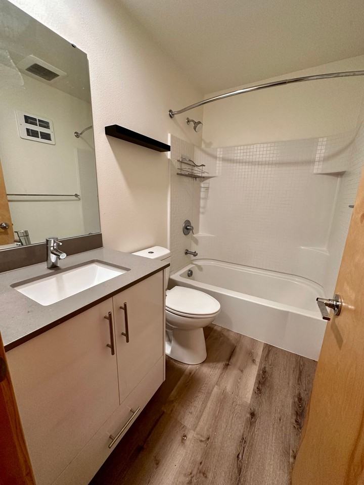 Ballard  58 - Photo 7 of 12