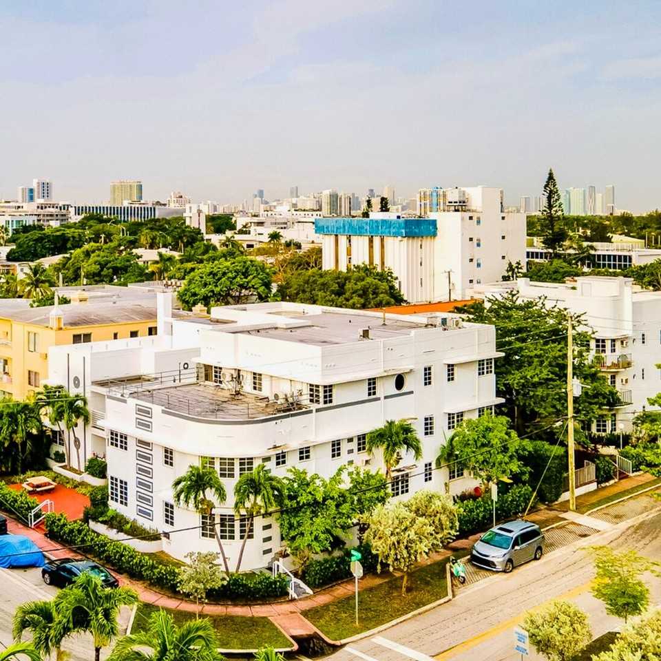 Welcome to Your Chic Beachside Retreat - Photo 5 of 6