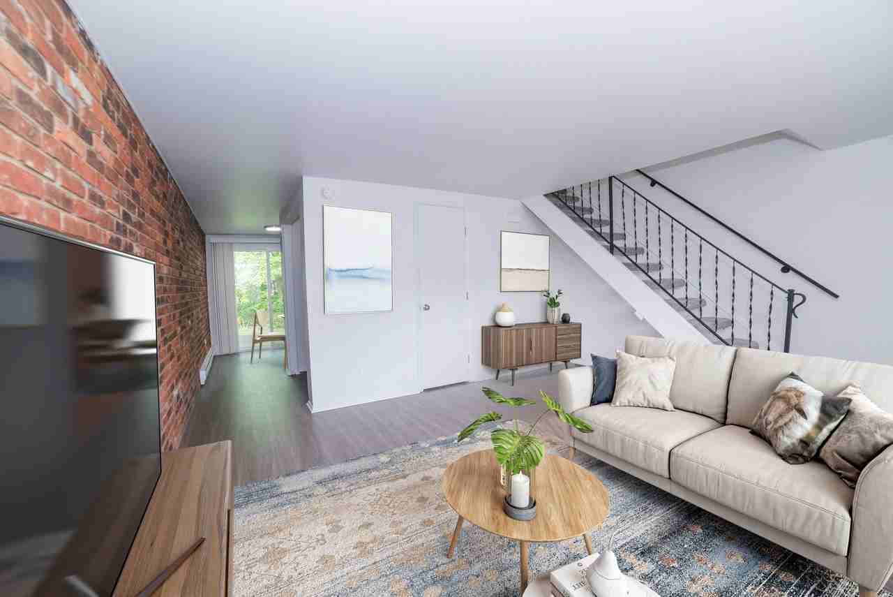 Luxurious Brookville Townhomes - Photo 3 of 9