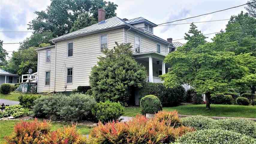 Houston119 - Photo 3 of 3