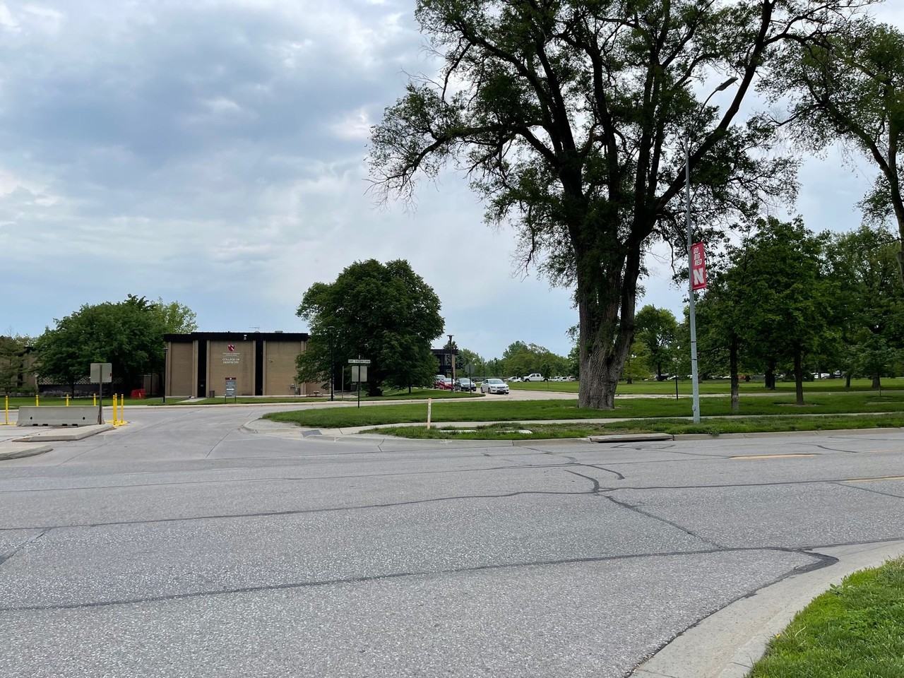 Dreamvesting Loop LLC (4001 Holdrege Street) - Photo 3 of 5