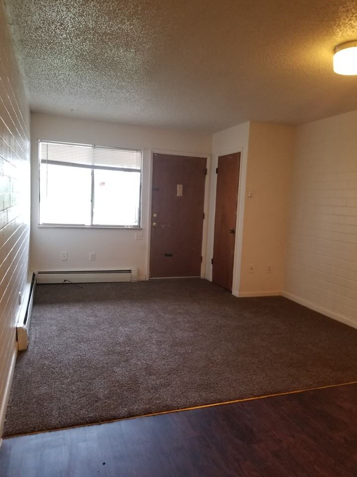 1900 30th Street - Photo 5 of 5