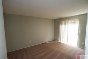 featured image of 1371 E Lexington Ave