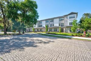 featured image of 4120 Nw 37th Pl