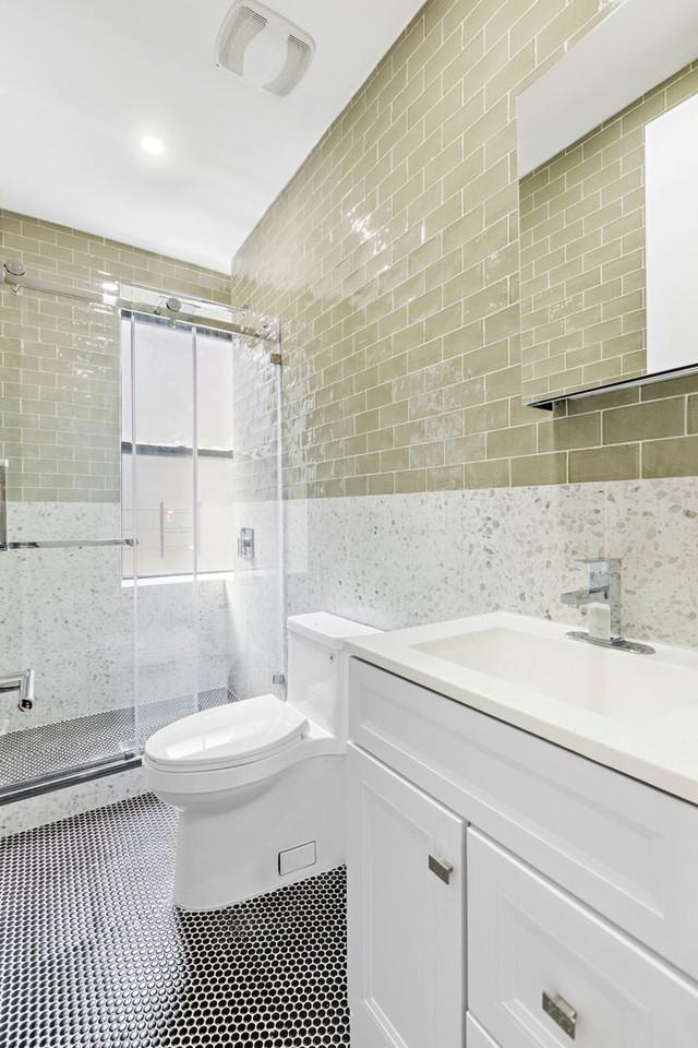 657 E187 BH LLC - Photo 6 of 12