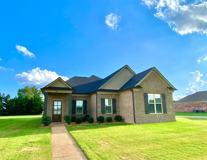 305 Azalea Dr - Photo 1 of 1