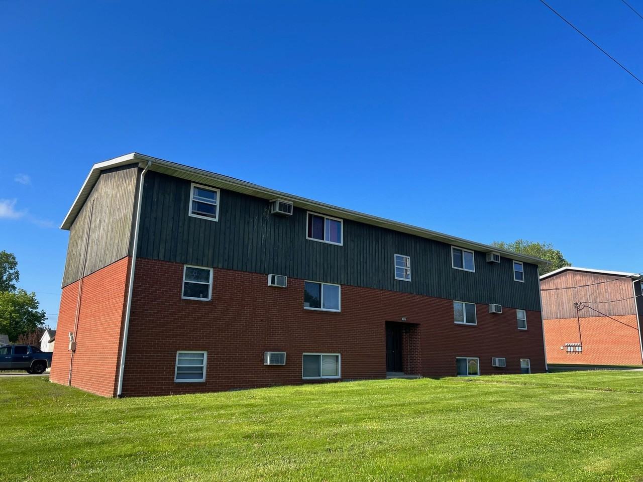 Jennings Avenue Apartments - Photo 2 of 50