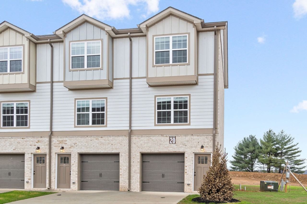 Allen Rd - 3350 - Photo 2 of 28