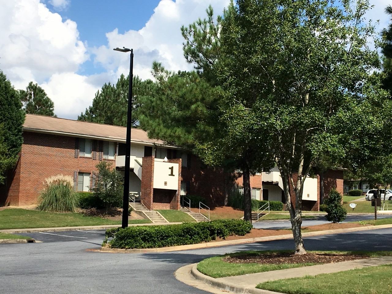 Bella Cove Apartments - Photo 4 of 7