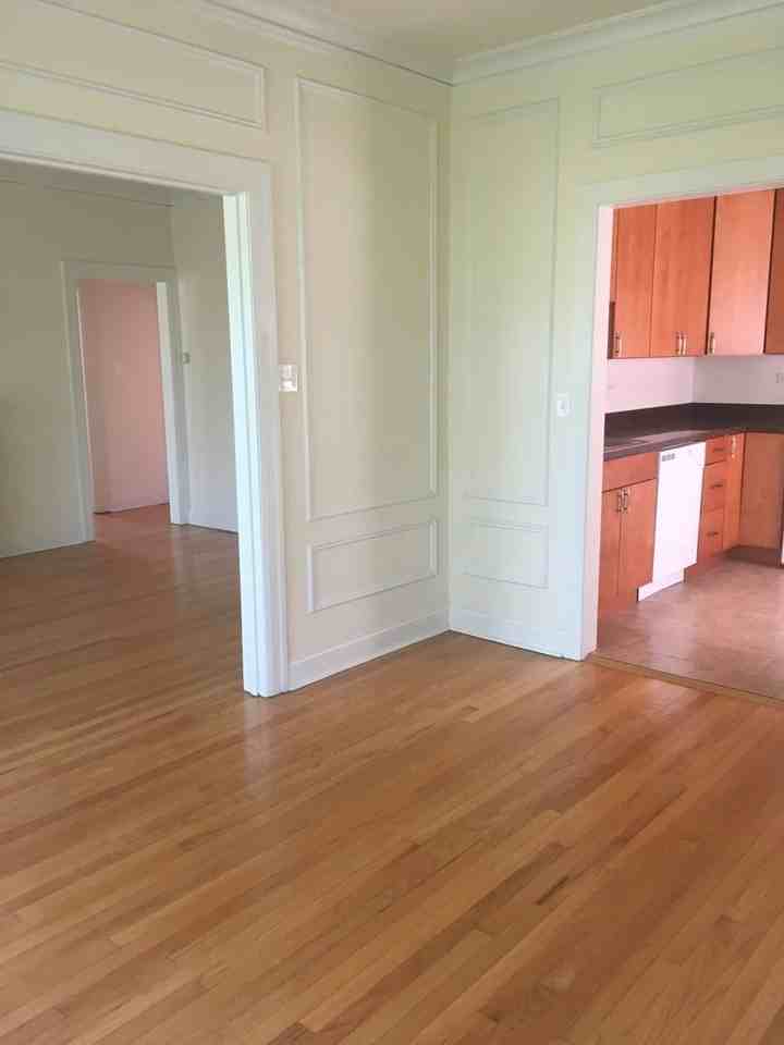 329 - *Sherwin-Howard Line Properties* - Photo 2 of 13