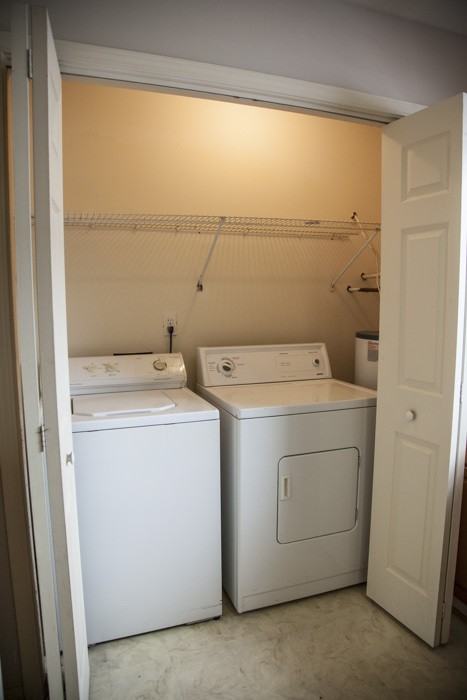 Oakcrest Townhomes - Photo 5 of 14