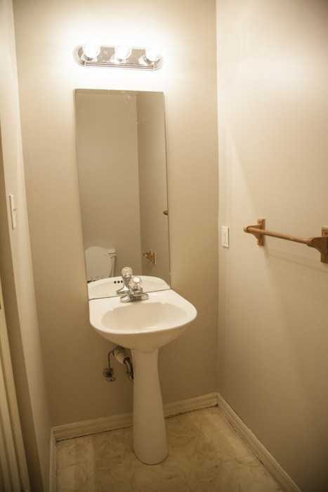 Oakcrest Townhomes - Photo 6 of 14