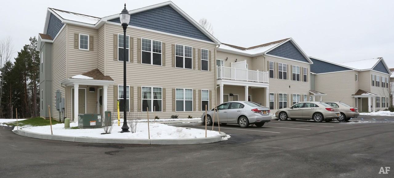 Locust View - Photo 7 of 9