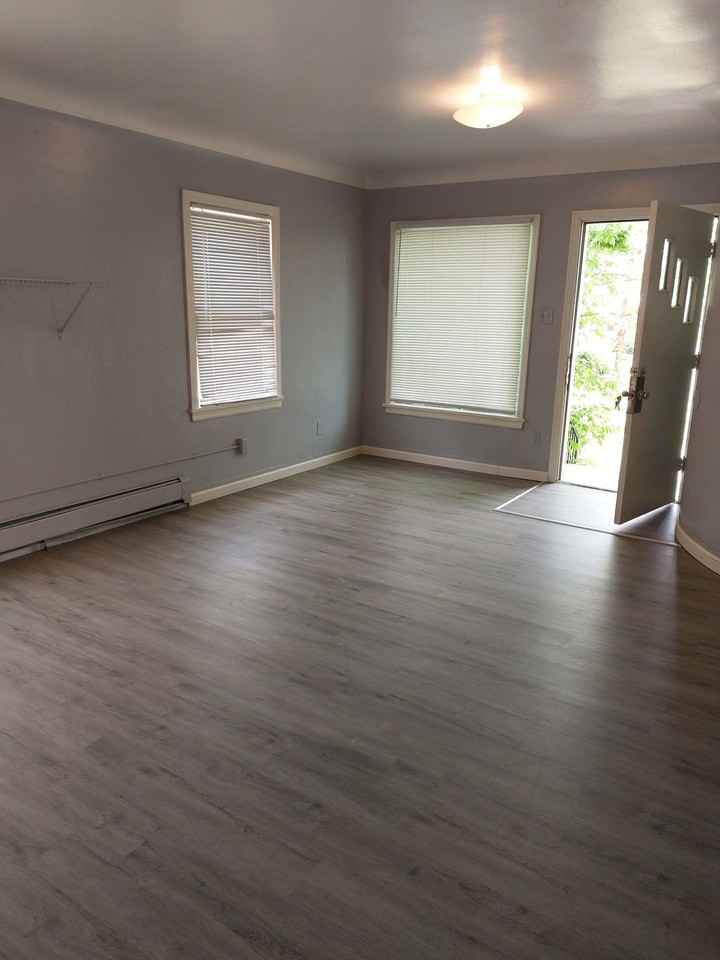 5 bedroom - College house - Photo 5 of 48